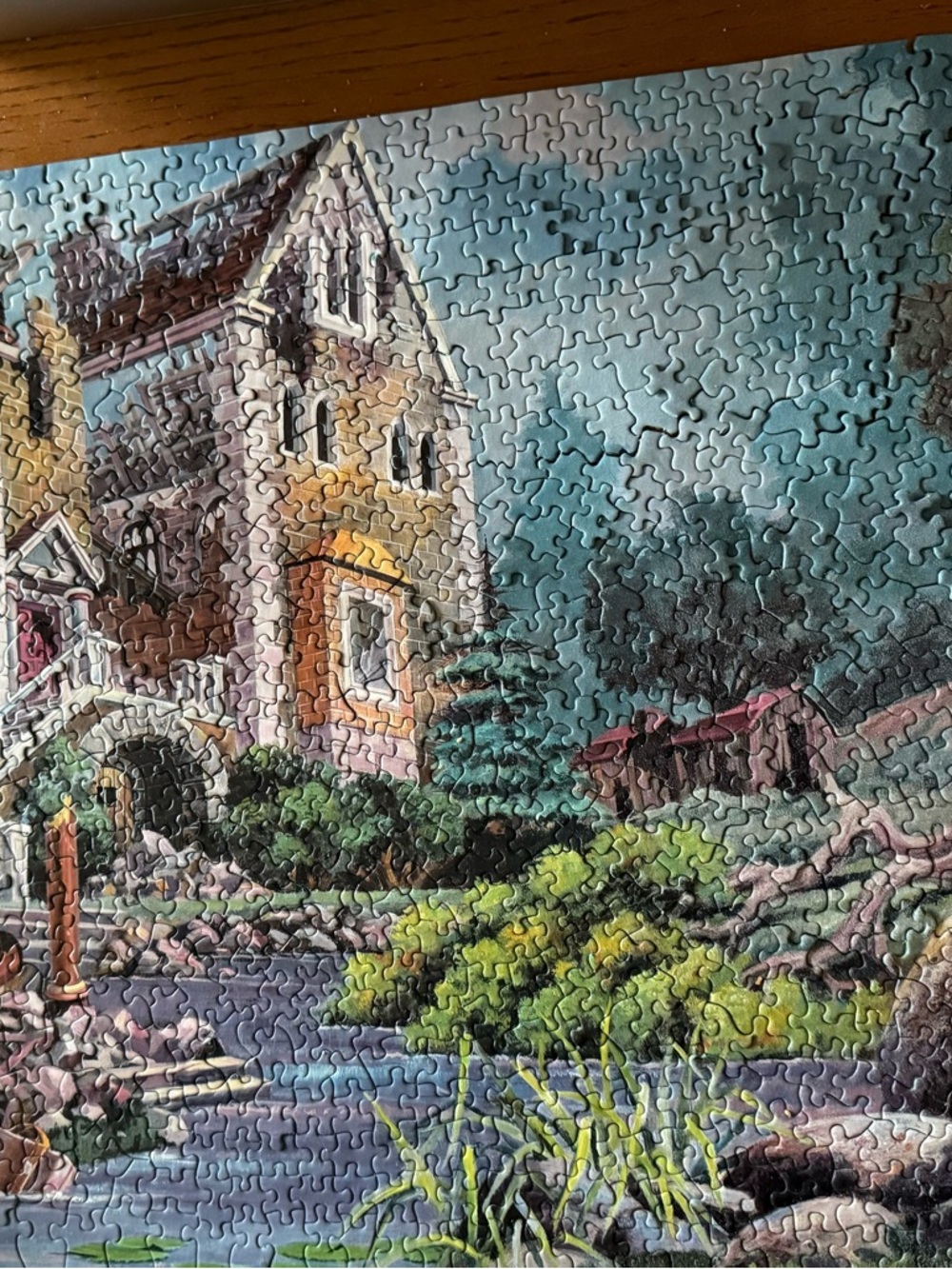 The fall of heathmoor manor 1000 piece jigsaw puzzle - Picture 2 of 8